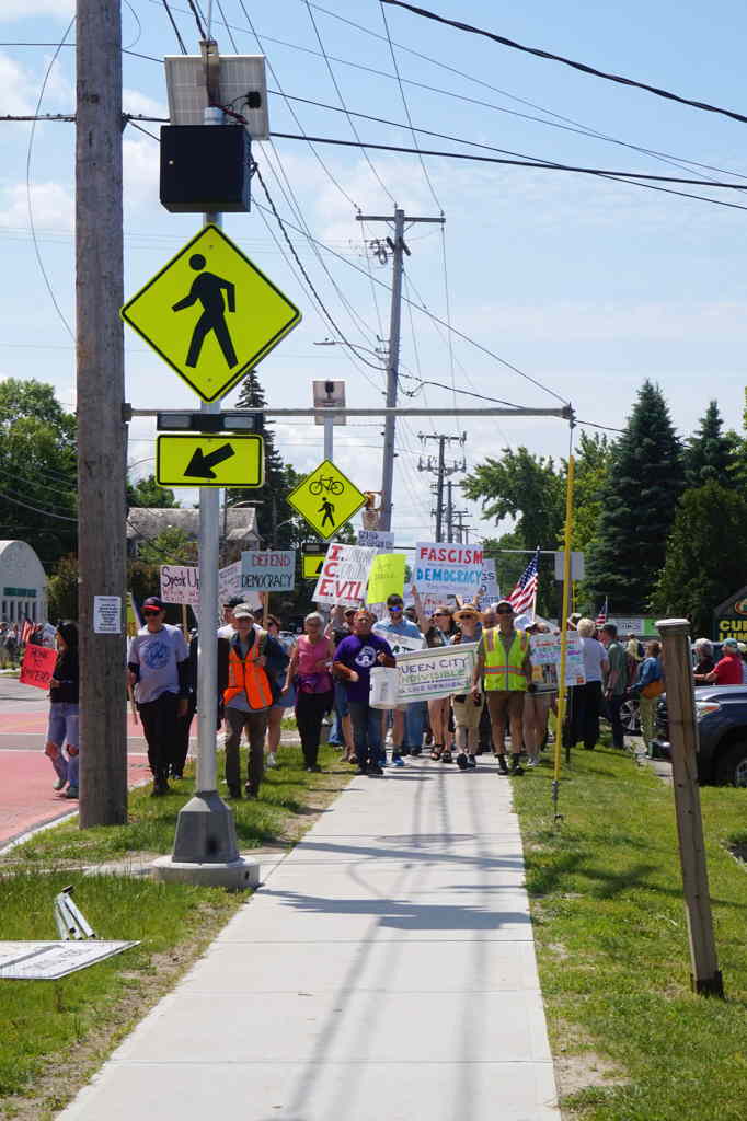 march down pine
